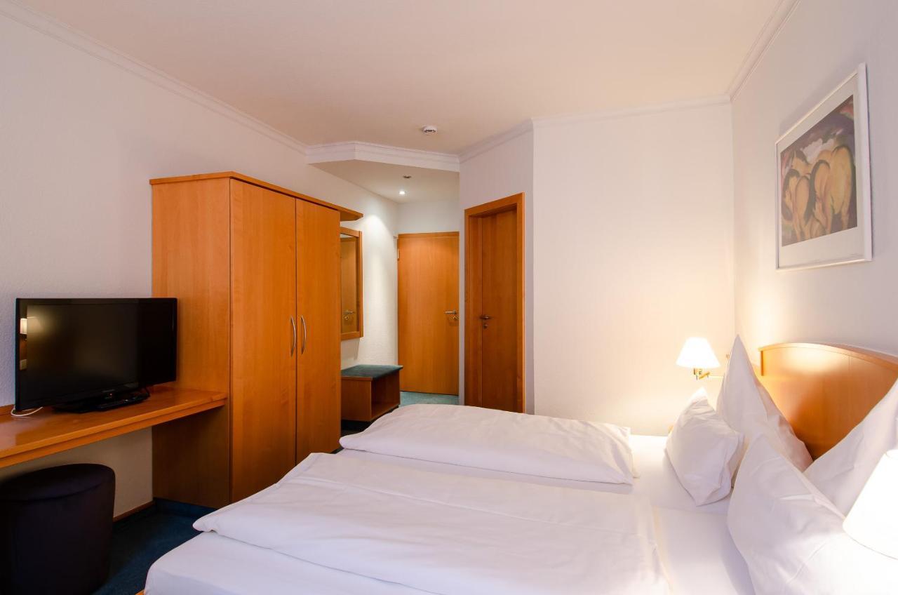 Hotel Gasthof Hecht Wolfach Esterno foto